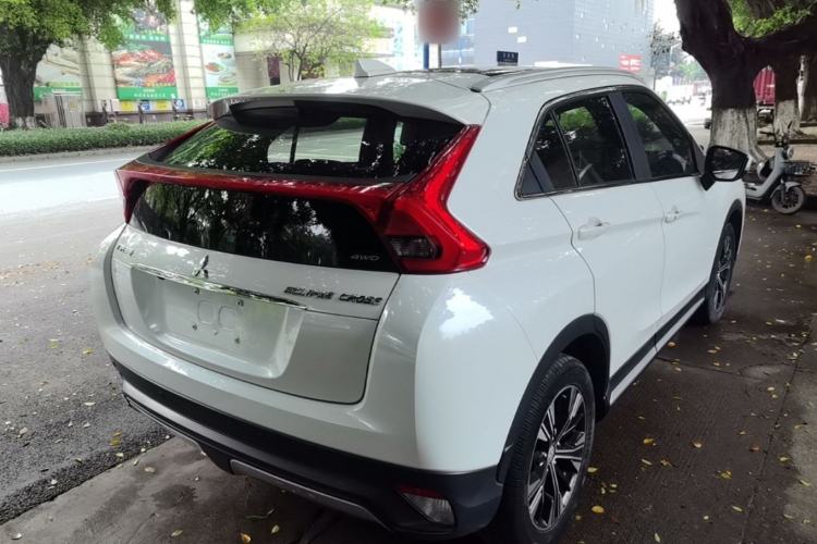 Used Mitsubishi Eclipse Cross 2019 1.5T CVT Two-Wheel Drive Belief Edition China VI Standard Rear Right 45 Deg