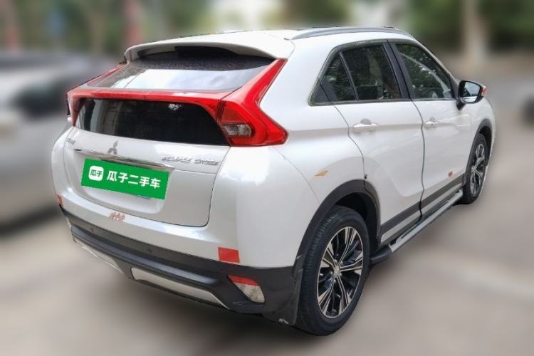 Used Mitsubishi Eclipse Cross 2019 1.5T CVT Two-Wheel Drive Dream Edition China VI Standard Rear Right 45 Deg