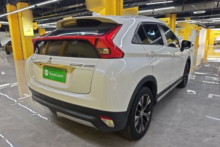 Used Mitsubishi Eclipse Cross 2019 1.5T CVT Two-Wheel Drive Belief Edition China VI Standard Rear Right 45 Deg