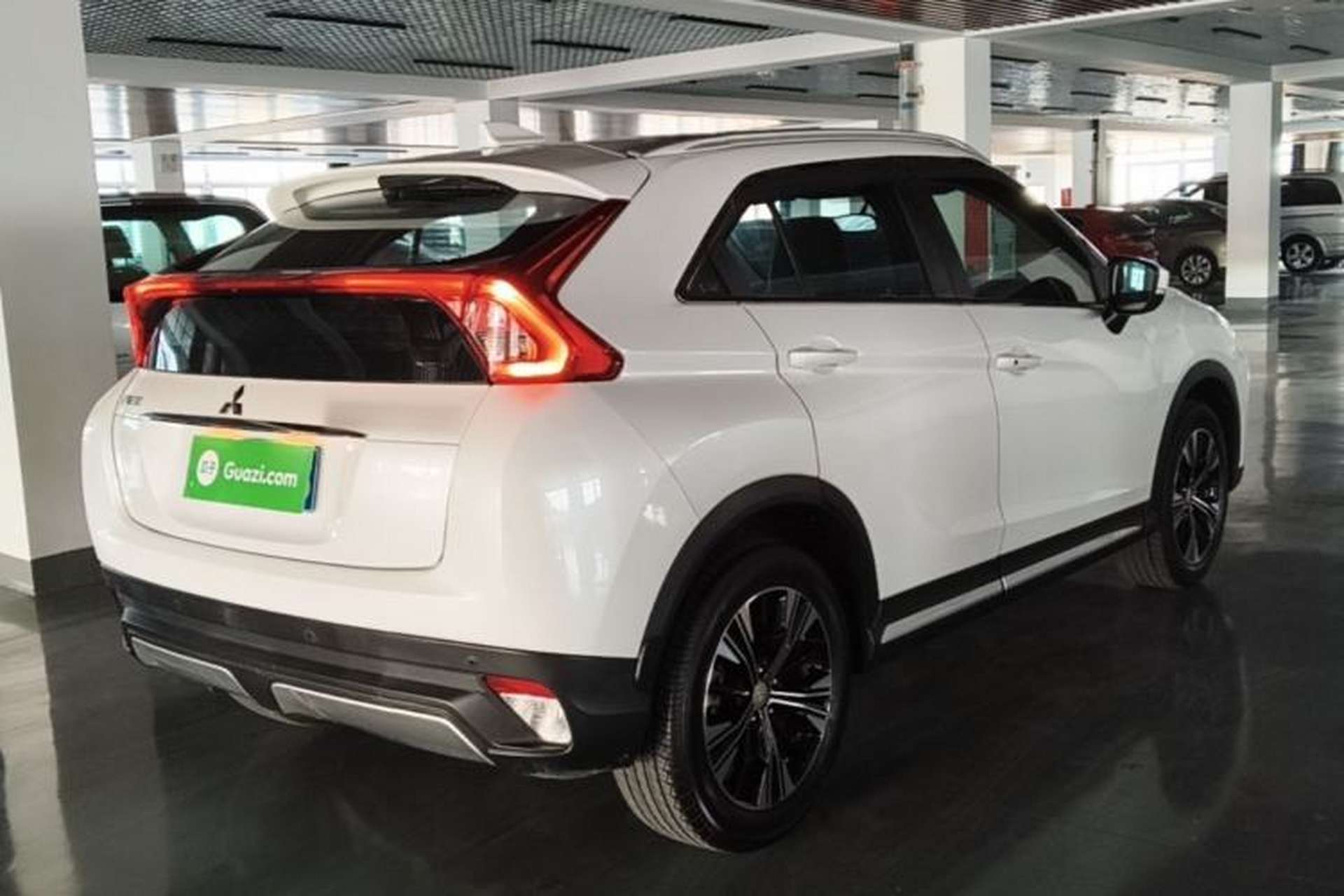 Used Mitsubishi Eclipse Cross 2019 1.5T CVT Two-Wheel Drive Dream Edition China VI Standard Rear Right 45 Deg