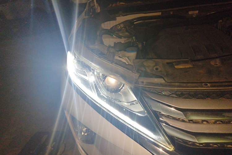 Used Mitsubishi Eclipse Cross 2019 1.5T CVT Two-Wheel Drive Dream Edition China VI Standard Right Front Headlight