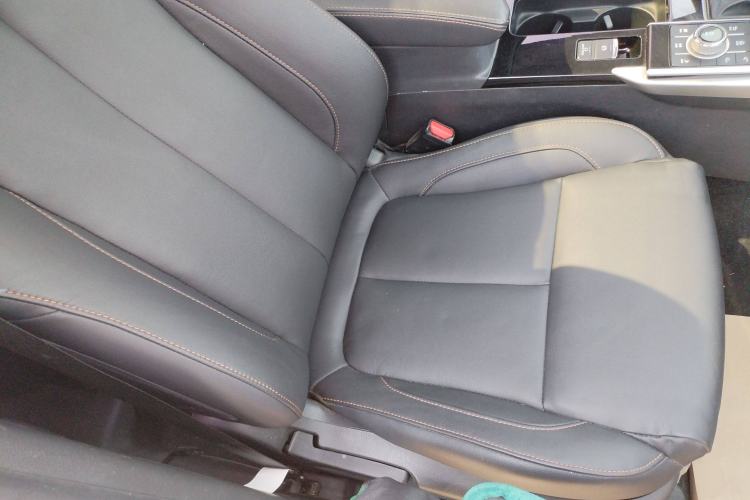 Used Mitsubishi Eclipse Cross 2019 1.5T CVT Two-Wheel Drive Dream Edition China VI Standard Right Front Seat
