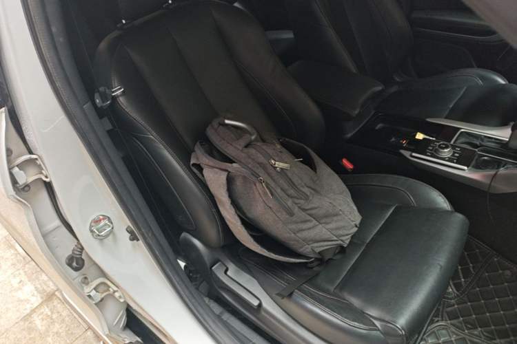 Used Mitsubishi Eclipse Cross 2019 1.5T CVT Two-Wheel Drive Dream Edition China VI Standard Right Front Seat