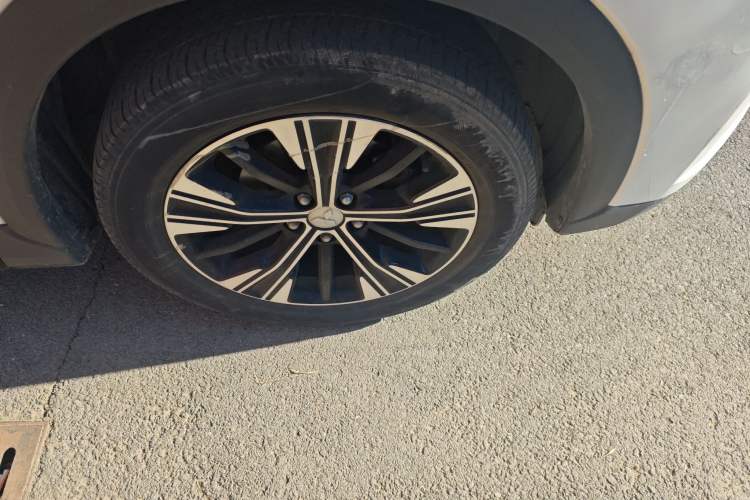 Used Mitsubishi Eclipse Cross 2019 1.5T CVT Two-Wheel Drive Fearless Edition China VI Standard Right Front Wheel Hub
