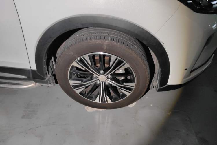 Used Mitsubishi Eclipse Cross 2019 1.5T CVT Two-Wheel Drive Dream Edition China VI Standard Right Front Wheel Hub