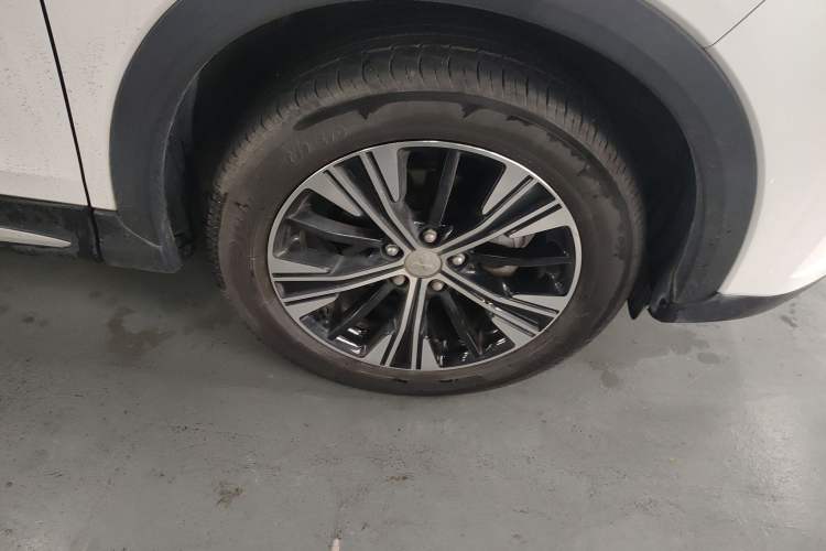 Used Mitsubishi Eclipse Cross 2019 1.5T CVT Two-Wheel Drive Dream Edition China VI Standard Right Front Wheel Hub