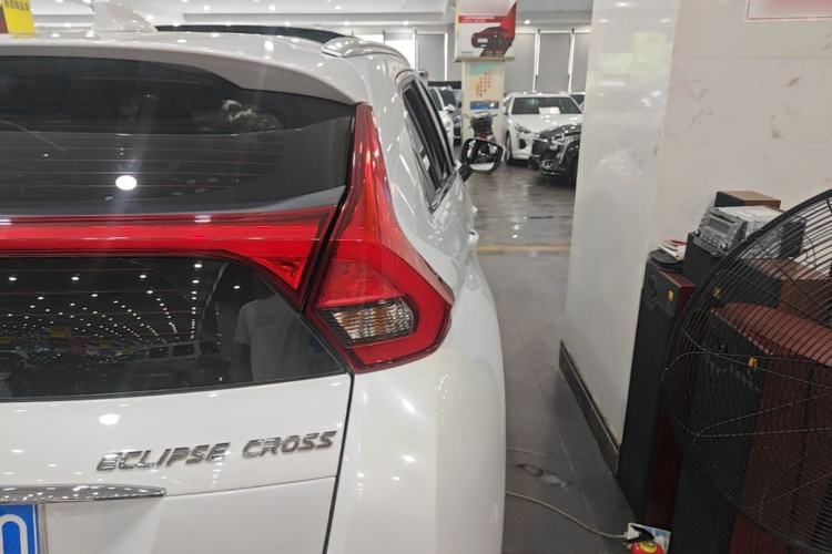 Used Mitsubishi Eclipse Cross 2019 1.5T CVT Two-Wheel Drive Dream Edition China VI Standard Right Rear Taillight