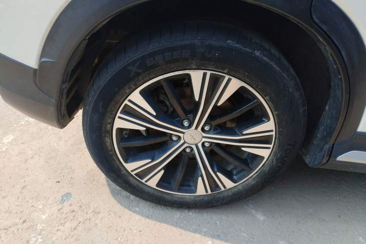 Used Mitsubishi Eclipse Cross 2019 1.5T CVT Two-Wheel Drive Dream Edition China VI Standard Right Rear Wheel Hub