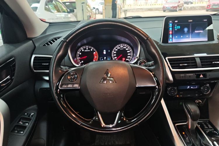 Used Mitsubishi Eclipse Cross 2019 1.5T CVT Two-Wheel Drive Dream Edition China VI Standard Steering Wheel