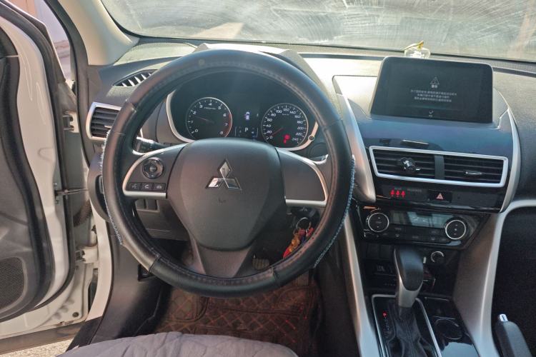 Used Mitsubishi Eclipse Cross 2019 1.5T CVT Two-Wheel Drive Fearless Edition China VI Standard Steering Wheel
