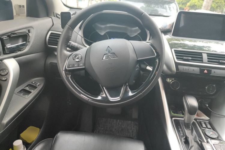 Used Mitsubishi Eclipse Cross 2019 1.5T CVT Two-Wheel Drive Dream Edition China VI Standard Steering Wheel