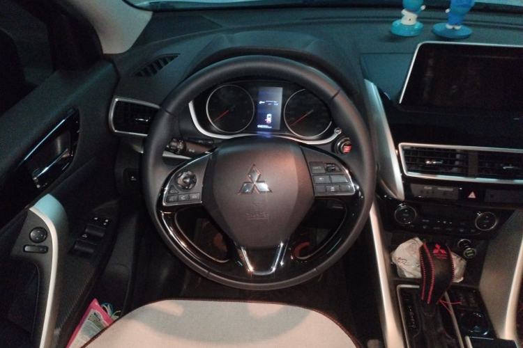 Used Mitsubishi Eclipse Cross 2019 1.5T CVT Two-Wheel Drive Belief Edition China VI Standard Steering Wheel
