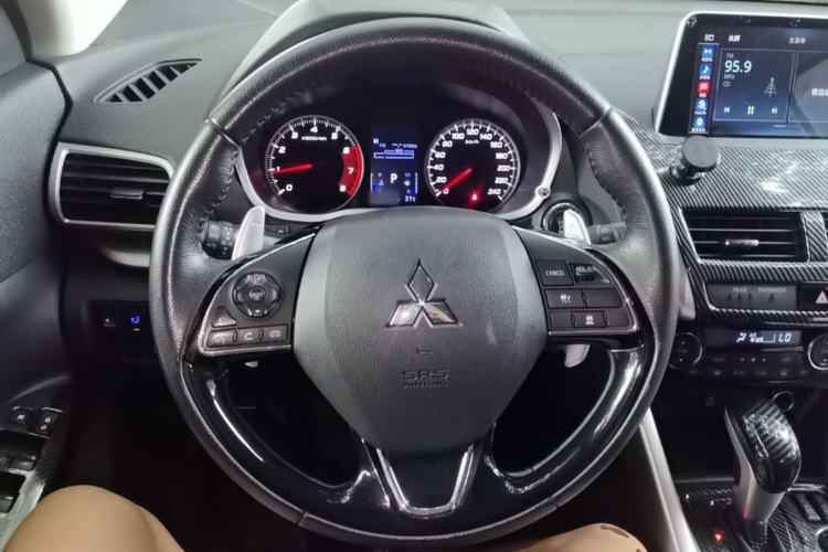 Used Mitsubishi Eclipse Cross 2019 1.5T CVT Two-Wheel Drive Belief Edition China VI Standard Steering Wheel