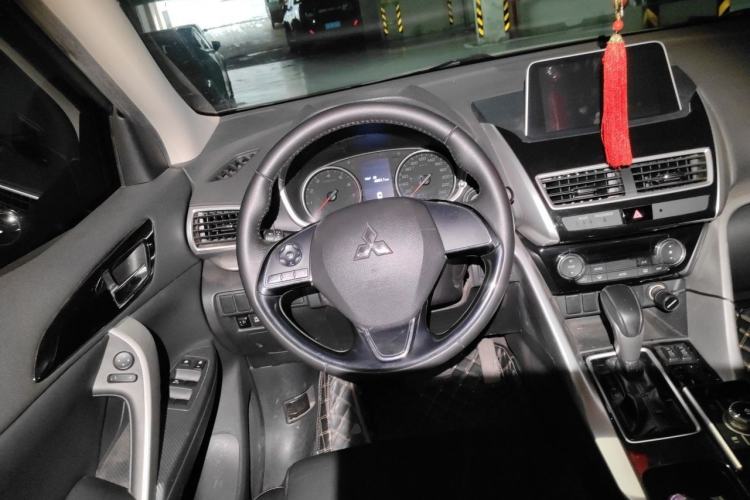 Used Mitsubishi Eclipse Cross 2019 1.5T CVT Two-Wheel Drive Dream Edition China VI Standard Steering Wheel