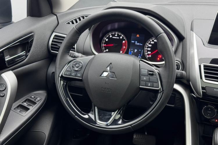 Used Mitsubishi Eclipse Cross 2019 1.5T CVT Two-Wheel Drive Belief Edition China VI Standard Steering Wheel