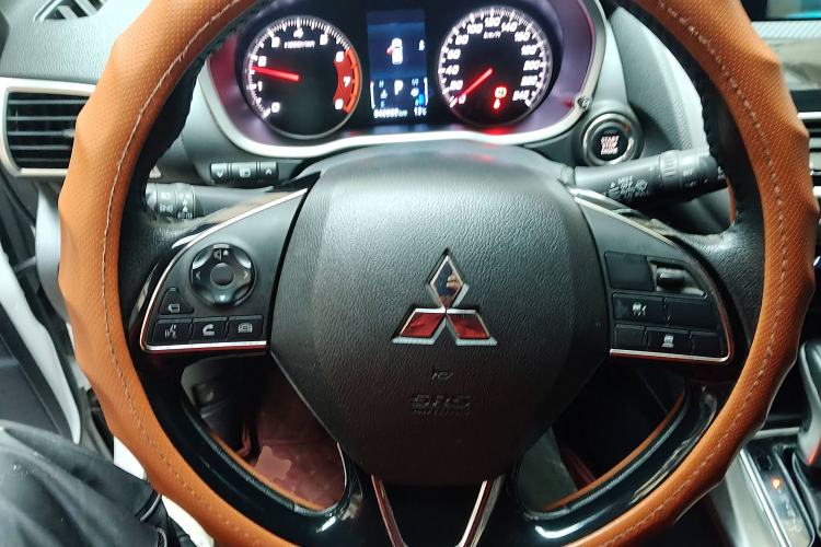 Used Mitsubishi Eclipse Cross 2019 1.5T CVT Two-Wheel Drive Belief Edition China VI Standard Steering Wheel