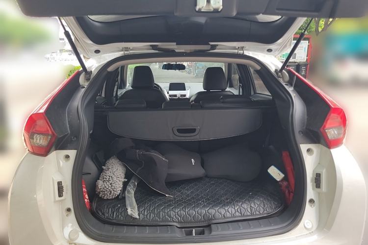 Used Mitsubishi Eclipse Cross 2019 1.5T CVT Two-Wheel Drive Dream Edition China VI Standard Trunk