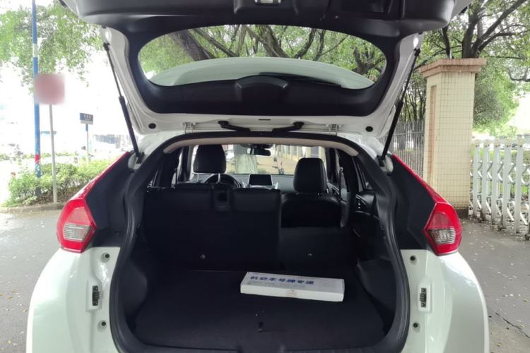 Used Mitsubishi Eclipse Cross 2019 1.5T CVT Two-Wheel Drive Belief Edition China VI Standard Trunk