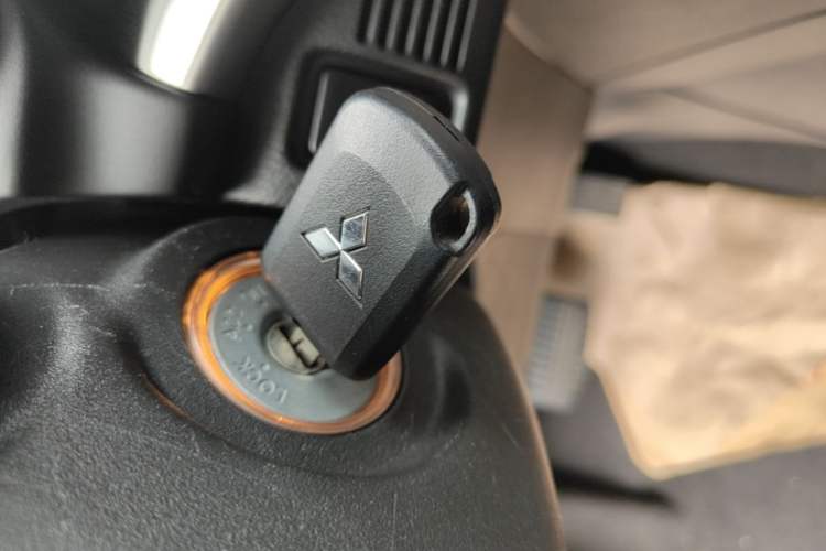 Used Mitsubishi Eclipse Cross 2019 1.5T CVT Two-Wheel Drive Fearless Edition China VI Standard Vehicle Key
