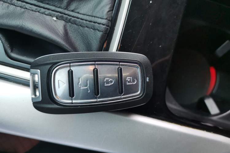Used Mitsubishi Eclipse Cross 2019 1.5T CVT Two-Wheel Drive Dream Edition China VI Standard Vehicle Key