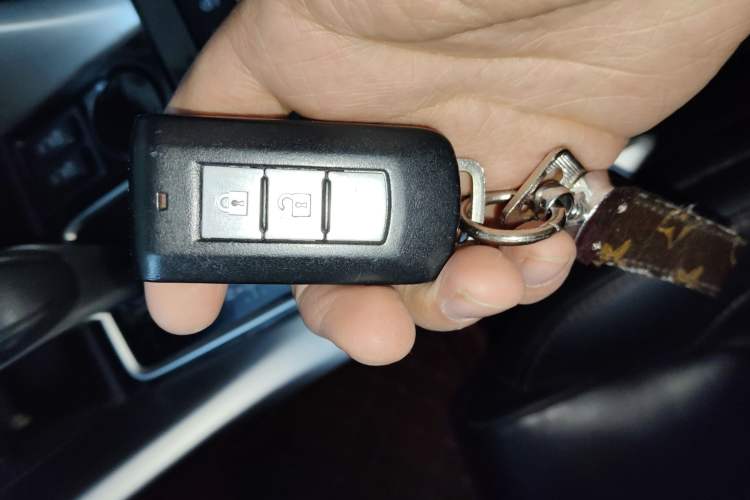 Used Mitsubishi Eclipse Cross 2019 1.5T CVT Two-Wheel Drive Belief Edition China VI Standard Vehicle Key