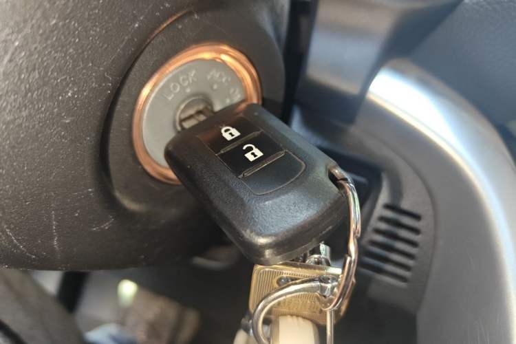 Used Mitsubishi Eclipse Cross 2019 1.5T CVT Two-Wheel Drive Fearless Edition China V Standard Vehicle Key