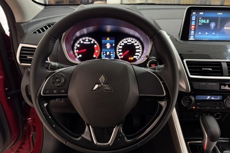 Used Mitsubishi Eclipse Cross 2021 1.5T CVT Two-Wheel Drive Dream Edition Interior 2