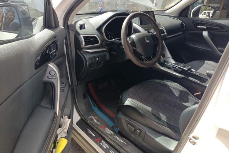 Used Mitsubishi Eclipse Cross 2021 1.5T CVT Two-Wheel Drive Dream Edition Driver Seat