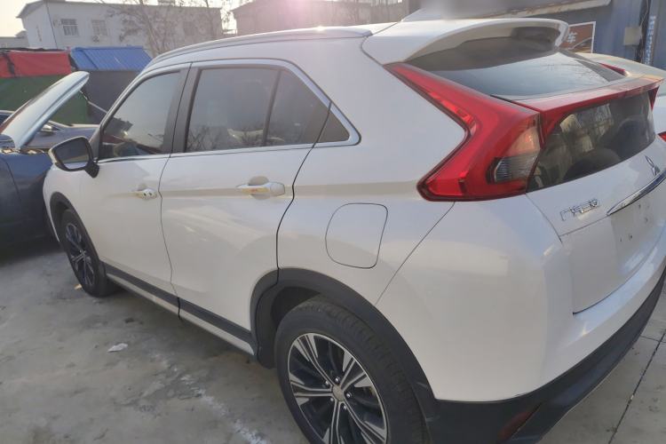 Used Mitsubishi Eclipse Cross 2021 1.5T CVT Two-Wheel Drive Belief Edition Exterior 5