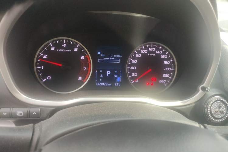 Used Mitsubishi Eclipse Cross 2021 1.5T CVT Two-Wheel Drive Dream Edition Instrument Cluster
