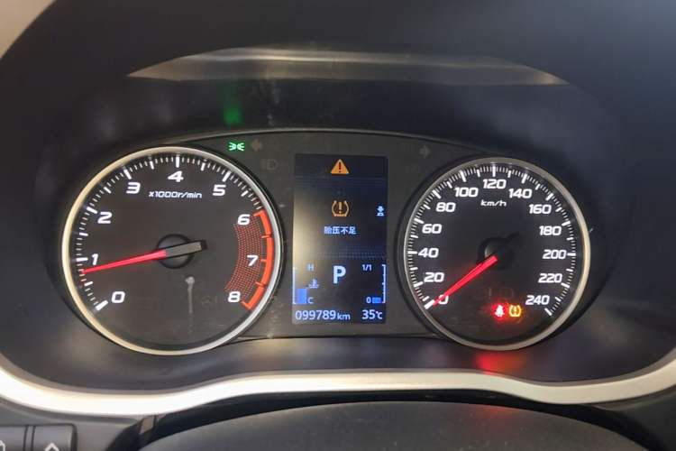 Used Mitsubishi Eclipse Cross 2021 1.5T CVT Two-Wheel Drive Dream Edition Instrument Cluster