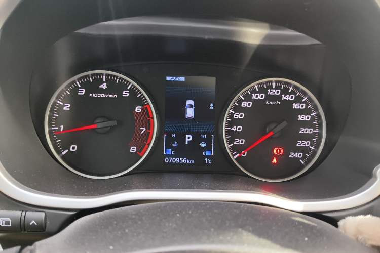 Used Mitsubishi Eclipse Cross 2021 1.5T CVT Four-Wheel Drive Passion Edition Instrument Cluster