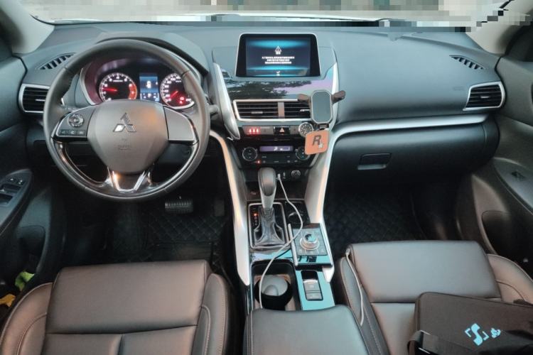 Used Mitsubishi Eclipse Cross 2021 1.5T CVT Two-Wheel Drive Dream Edition Interior 2