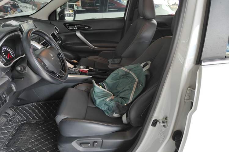 Used Mitsubishi Eclipse Cross 2021 1.5T CVT Two-Wheel Drive Dream Edition Left Front Seat
