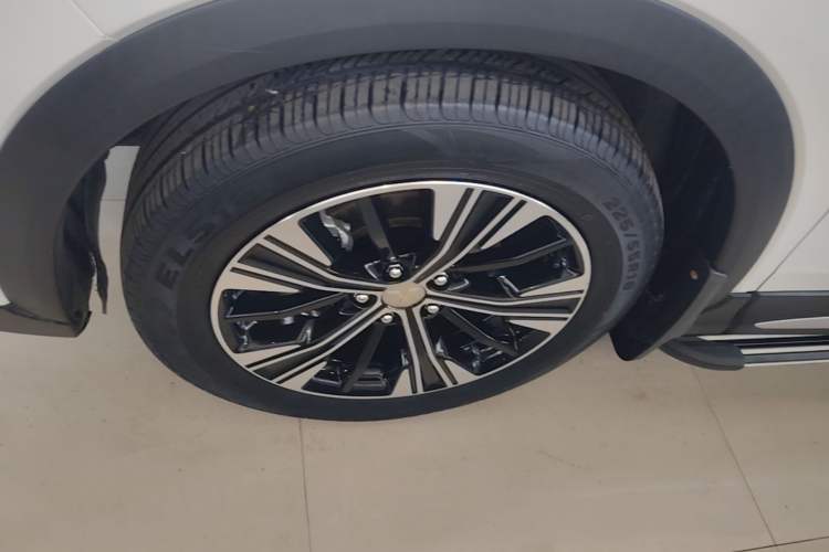Used Mitsubishi Eclipse Cross 2021 1.5T CVT Two-Wheel Drive Dream Edition Left Front Wheel Hub