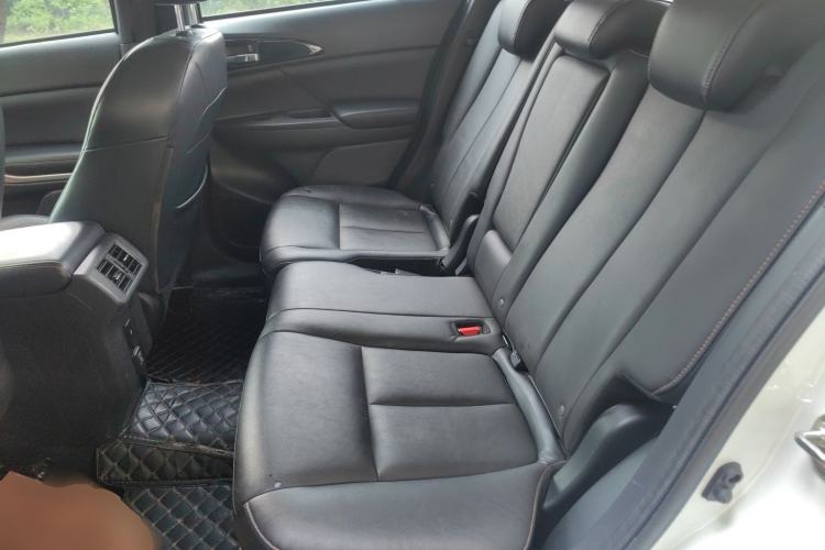 Used Mitsubishi Eclipse Cross 2021 1.5T CVT Four-Wheel Drive Passion Edition Left Rear Seat