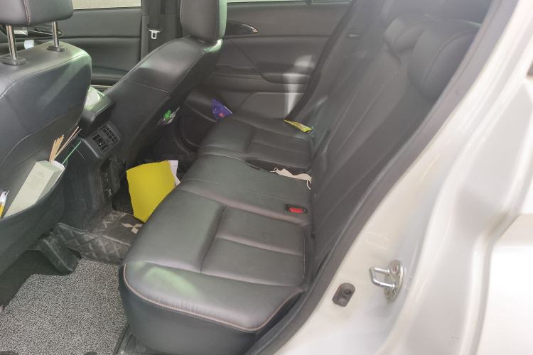 Used Mitsubishi Eclipse Cross 2021 1.5T CVT Four-Wheel Drive Passion Edition Left Rear Seat