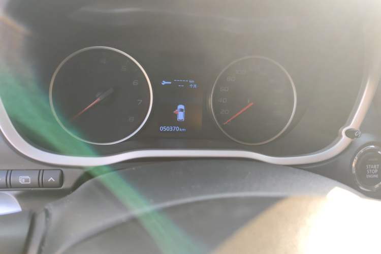Used Mitsubishi Eclipse Cross 2021 1.5T CVT Two-Wheel Drive Belief Edition Odometer Close Up