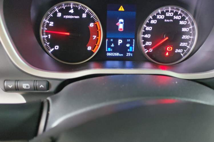 Used Mitsubishi Eclipse Cross 2021 1.5T CVT Two-Wheel Drive Dream Edition Odometer Close Up
