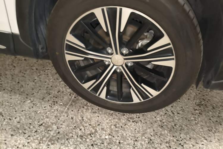 Used Mitsubishi Eclipse Cross 2021 1.5T CVT Two-Wheel Drive Dream Edition Right Front Wheel Hub