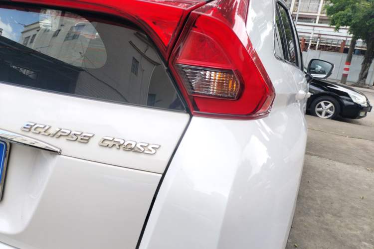 Used Mitsubishi Eclipse Cross 2021 1.5T CVT Two-Wheel Drive Dream Edition Right Rear Taillight