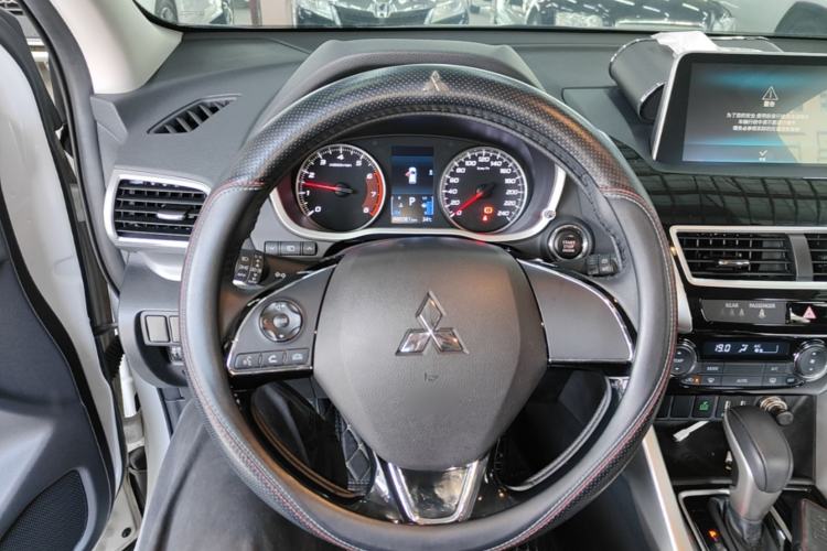 Used Mitsubishi Eclipse Cross 2021 1.5T CVT Two-Wheel Drive Dream Edition Steering Wheel