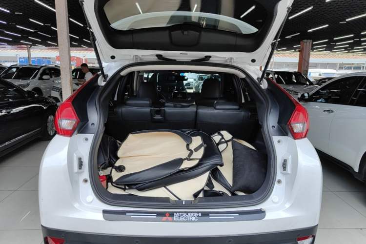 Used Mitsubishi Eclipse Cross 2021 1.5T CVT Two-Wheel Drive Dream Edition Trunk