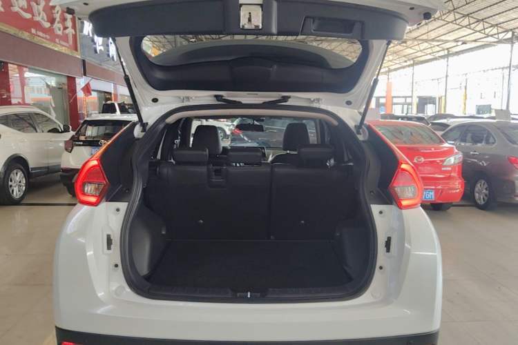 Used Mitsubishi Eclipse Cross 2021 1.5T CVT Two-Wheel Drive Dream Edition Trunk