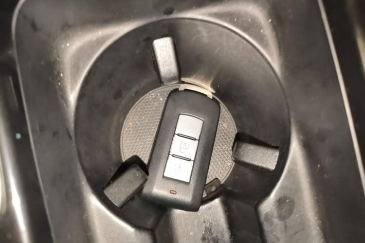 Used Mitsubishi Eclipse Cross 2021 1.5T CVT Two-Wheel Drive Dream Edition Vehicle Key
