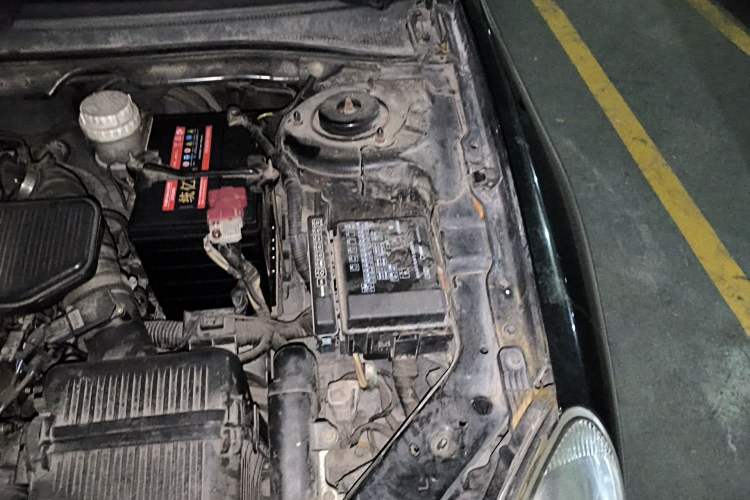 Used Mitsubishi Galant 2009 2.0L Elite Edition Engine Bay Left