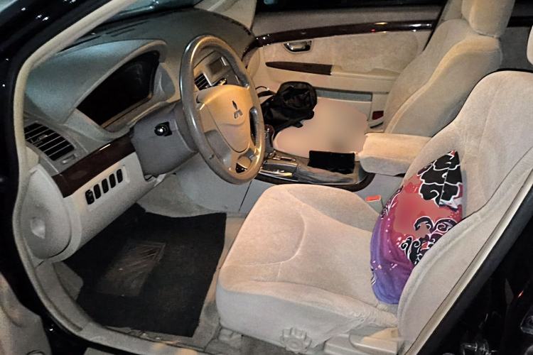Used Mitsubishi Galant 2009 2.0L Elite Edition Left Front Seat