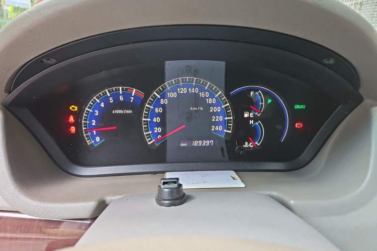 Used Mitsubishi Galant 2009 2.4L Flagship Dynamic Edition Odometer Close Up