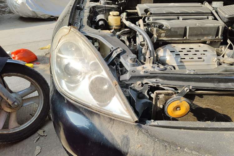 Used Mitsubishi Galant 2009 2.0L MingShi Edition Right Front Headlight
