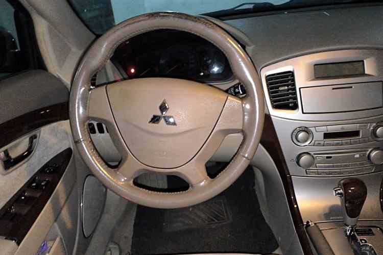 Used Mitsubishi Galant 2009 2.0L Elite Edition Steering Wheel